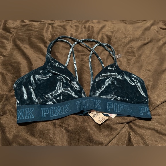 Velour Set - Picture 2 of 4